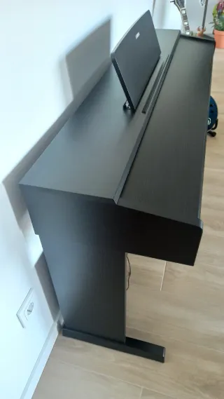 Piano Eléctrico Yamaha Negro Poco Uso