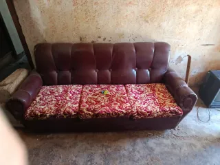 Sofá 3 plazas y 2 sillones de piel a juego