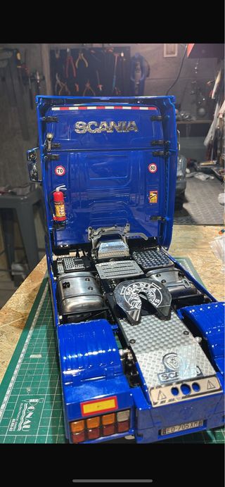 Trattore JDm 1/14 con radio FLY Sky