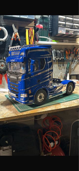 Trattore JDm 1/14 con radio FLY Sky