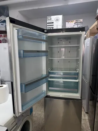 Nevera combi Haier con garantía transporte