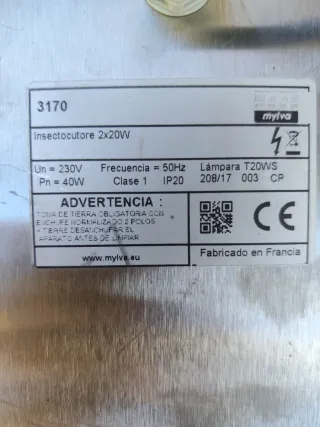 Mosquitera eléctrica