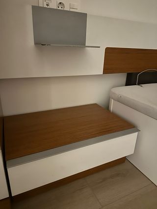 Cabecero, Mesitas Noche y Cómoda