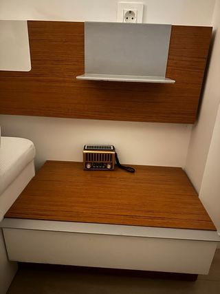 Cabecero, Mesitas Noche y Cómoda