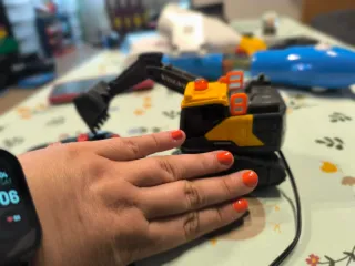 Excavadora teledirigida bebés