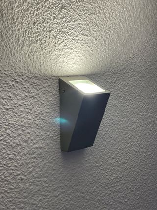 Applique da parete grigio metallo