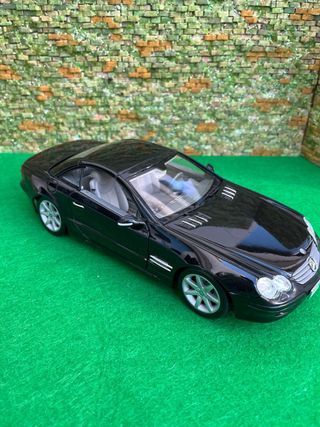 Mercedes-Benz SL Class – Maisto – Escala 1:18