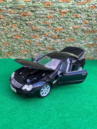 Mercedes-Benz SL Class – Maisto – Escala 1:18