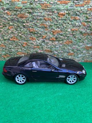 Mercedes-Benz SL Class – Maisto – Escala 1:18