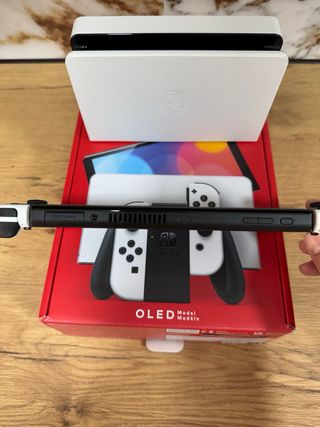 Nintendo Switch OLED Blanca y Negra