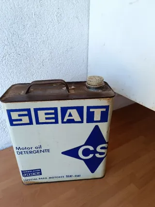 Latas de aceite motor antiguas de chapa