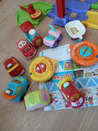 2 set Pista de coches Tuc Tuc Bólidos + mandos