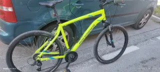 Bicicleta Rockrider 100 con ruote da 27.5