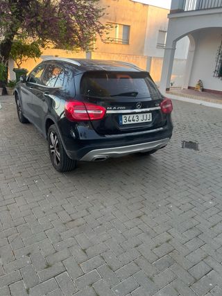 Mercedes-Benz GLA 2015