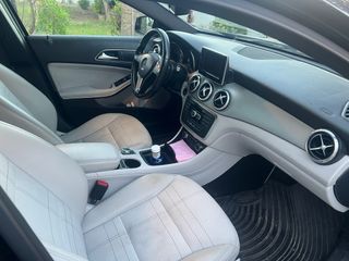 Mercedes-Benz GLA 2015