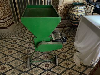 Peladora/Descascarilladora Almendras