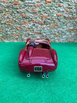 Ferrari 250 Testa Rossa 1957 – Bburago – 1:18