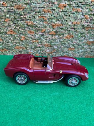 Ferrari 250 Testa Rossa 1957 – Bburago – 1:18