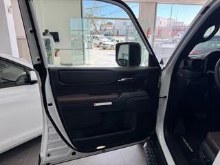 Toyota Land Cruiser 2025