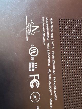 Lenovo Yoga 9 14ITL5 para piezas o reparación