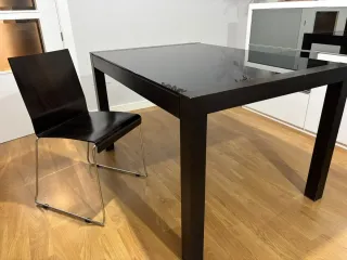 Mesa extensible cristal y vengué + 6 sillas