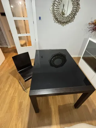 Mesa extensible cristal y vengué + 6 sillas