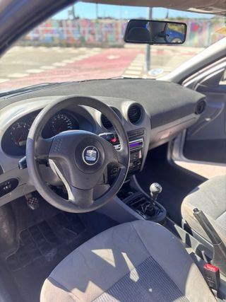 SEAT Ibiza 2004