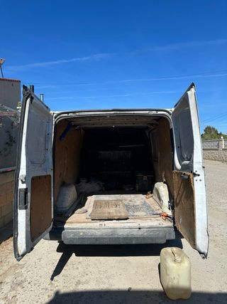 Ford Transit 2011