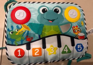 Cojín Musical Baby Einstein Neptune's Kick & piano