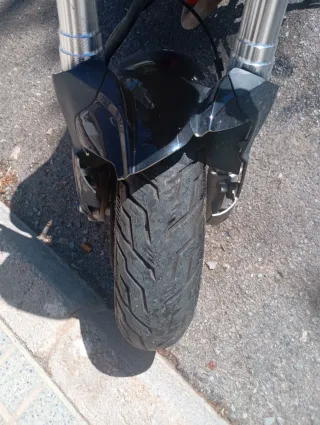Benelli tnt tornado125 Naked Negra/Roja