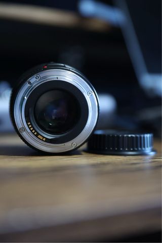 Objetivo Canon EF 85mm f/1.8 USM