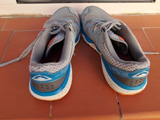 Zapatillas Nike Gris y Naranja