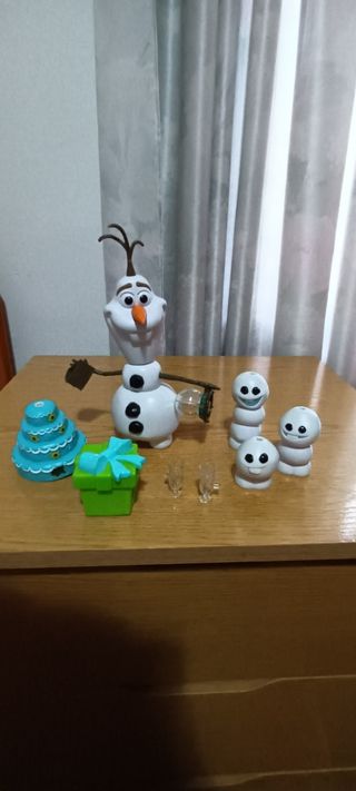 Lote Figuras Frozen y Conejo