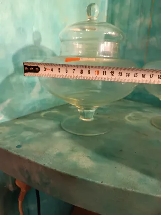 Bombonera grande de cristal con pie