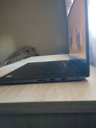 Dell Vostro 5581 16GB RAM 256GB SSD