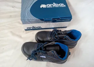 Botas de seguridad Anibal negras y azules
