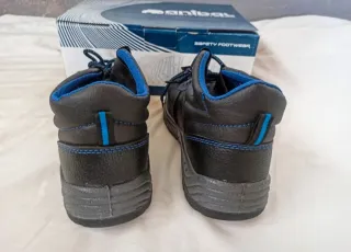 Botas de seguridad Anibal negras y azules
