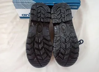 Botas de seguridad Anibal negras y azules