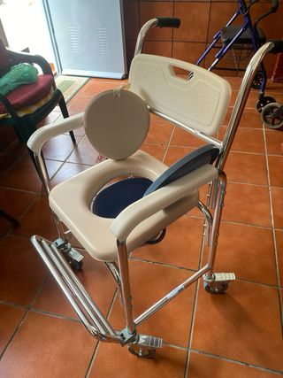 Silla aluminio ducha y inodoro con ruedas