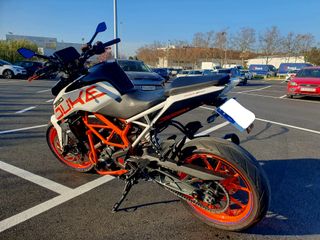 KTM 390 Duke Naranja/Blanco