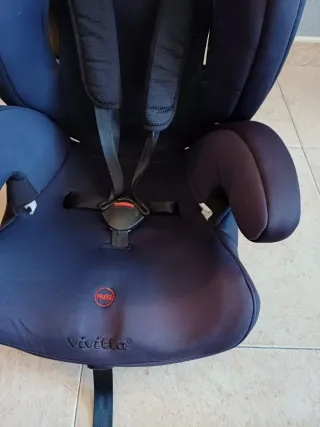 Silla coche  marca vivitta press  de 9 kg a 36 kg.