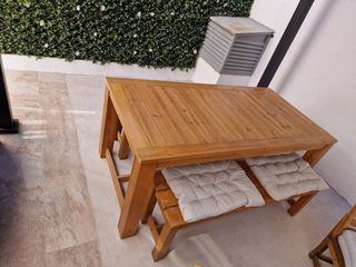 Mesa y bancos comedor exterior madera