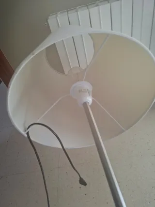 Lámpara de pie moderna