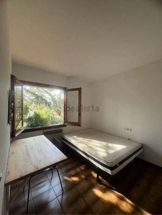 Colchón y somier de matrimonio marca Pikolin