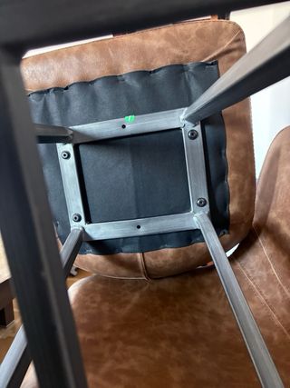 Taburetes Kave Home PoliPiel Marrón y Metal Negro