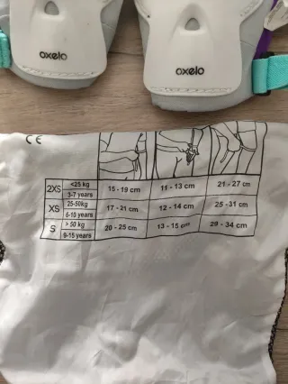 Patines Oxelo niña T.29-32 + protecciones