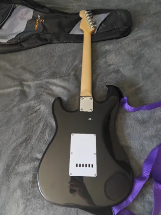 Guitarra Eléctrica DMavery Negra