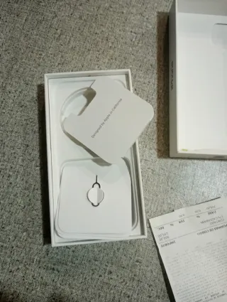 iPhone 13 Caja
