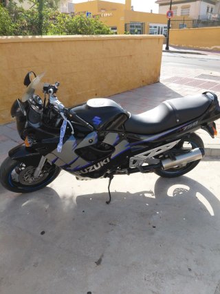 Suzuki GSX-R 750 1992 Negra