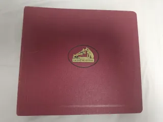 Gramófono Antiguo Columbia y 51 discos de piedra.
